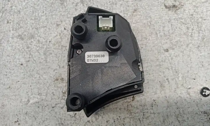 Volvo S40 (2007 - 2012) 30739638 Кнопки на рулевом колесе — фото 3