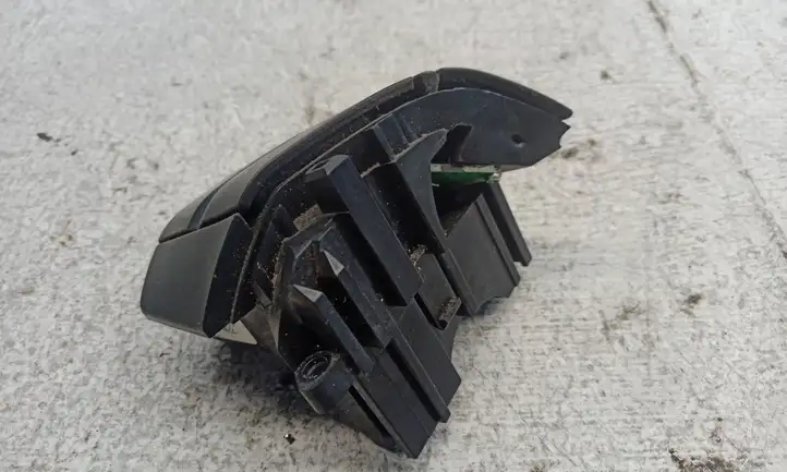 Volvo XC90 (2002 - 2006)  30710260 Кнопки рулевого колеса