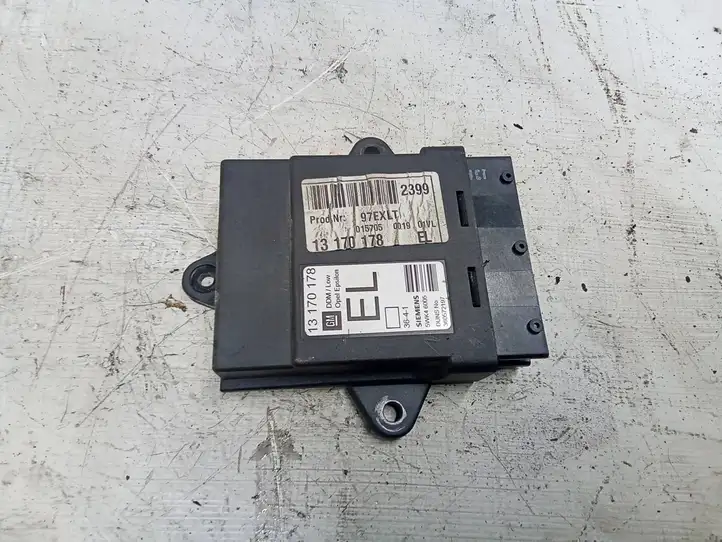 Opel Vectra (2002 - 2005)  13170178 Блок управления дверью