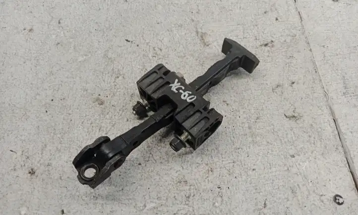 Volvo XC60 (2008 - 2013)  31298466 Ограничитель открывания передней двери