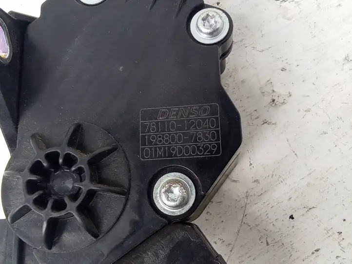 Toyota Prius (XW30) (2009 - 2015) 7811012040 Педаль акселератора — фото 2