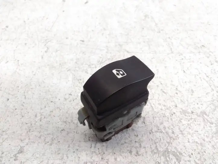 Nissan Interstar (1997 - 2010) 2808201 Кнопка стеклоподъемников — фото 1