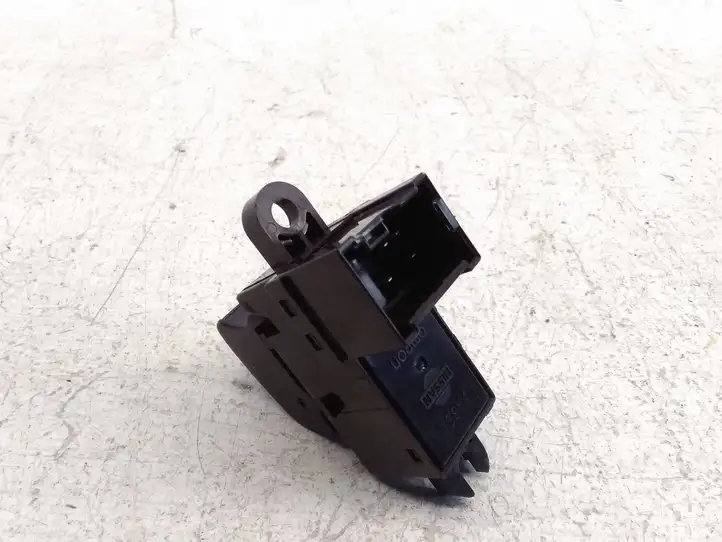 Nissan Primera (2001 - 2008) 25411AV600 Блок кнопок стеклоподъемников — фото 3