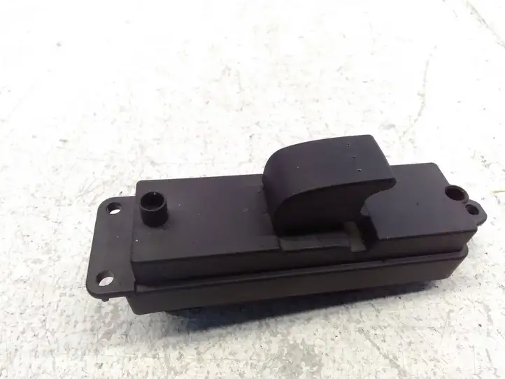 Mazda 3 I (2003 - 2006) BP4K66380 Кнопка стеклоподъемников — фото 2