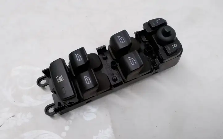 Volvo S80 (2004 - 2006) 30773382 Кнопка стеклоподъемников — фото 1