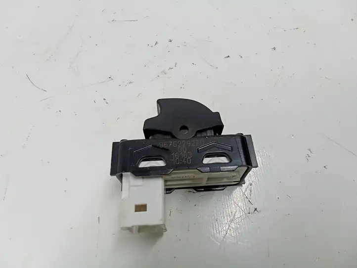 Citroen C4 Grand Picasso (2013 - 2016) 96762292ZD Блок кнопок стеклоподъемников — фото 3