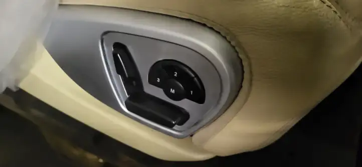 Mercedes-Benz GL X164 (2006 - 2012)   Комплект салона