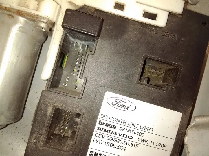 Ford Focus C-MAX (2003 - 2010)  3M51R045H17A Передний комплект электрического механизма для подъема окна