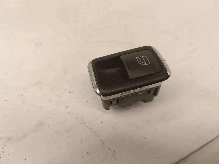 Mercedes-Benz C W204 (2007 - 2014) A2048707358 Блок кнопок стеклоподъемников — фото 1