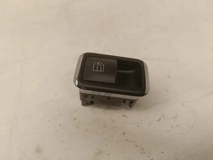 Mercedes-Benz C W204 (2007 - 2014) A2048707358 Блок кнопок стеклоподъемников — фото 1