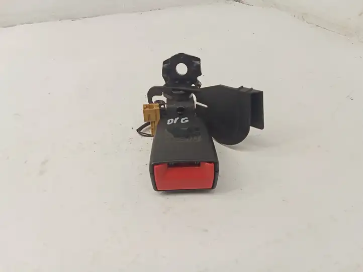 Audi A6 allroad (2012 - 2014)  4G0857740B Замок заднего ремня