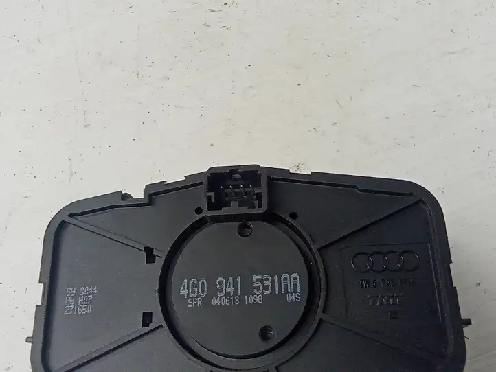 Audi A6 Allroad C7 (2012 - 2014) 4G0941531AA Включатель фонарей — фото 3