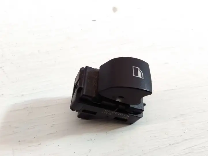 BMW X3 E83 (2003 - 2010) 6928249 Кнопка стеклоподъемников — фото 1