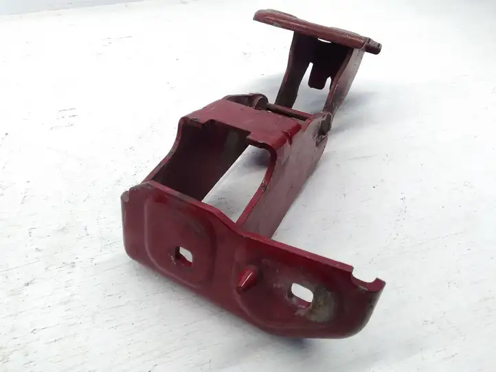 Peugeot Expert (2007 - 2016)   Нижняя петля багажной двери