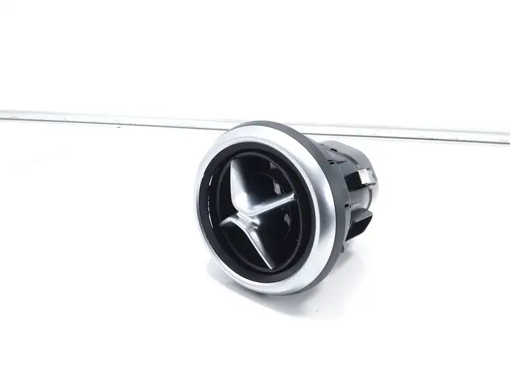 Mercedes-Benz A W176 (2012 - 2018) A1768300354 Боковой воздушный дефлектор — фото 1