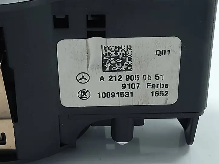 Mercedes-Benz E W212 (2009 - 2016) A2129050551 Включатель фонарей — фото 4