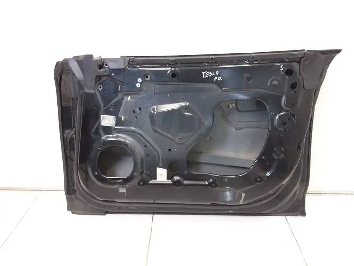 Tesla Model S (2016 - 2021)   Дверь