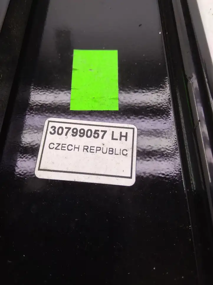 Volvo XC70 (2007 - 2013) 30799057 Накладка стекла задней двери — фото 3