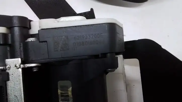 Mercedes-Benz E W212 (2009 - 2016)  A2128600886 Передний ремень безопасности