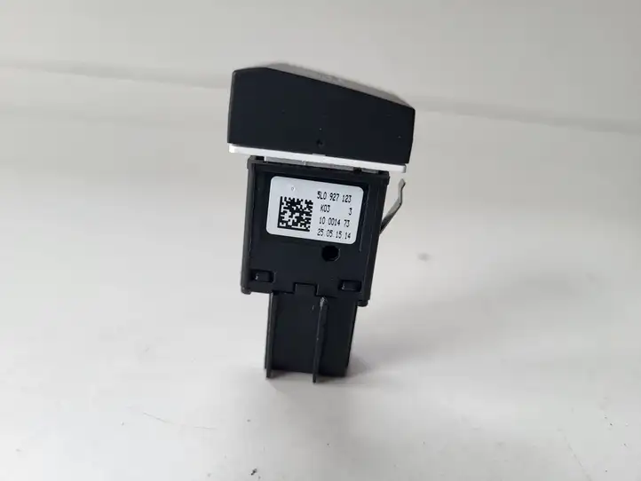 Skoda Yeti (5L) (2013 - 2018) Другие включатели / ручки/ переключатели — фото 2