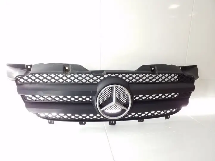 Mercedes-Benz Sprinter W906 (2006 - 2018) A9068800385 Верхняя решетка радиатора — фото 1