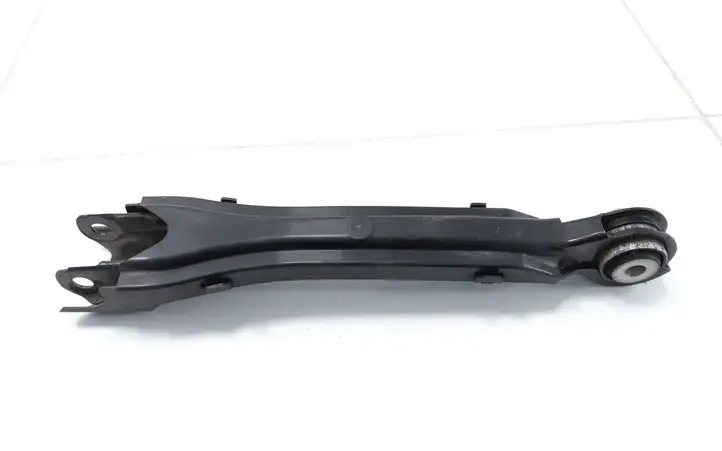 Mercedes-Benz EQC (2018 - )   Рычаг