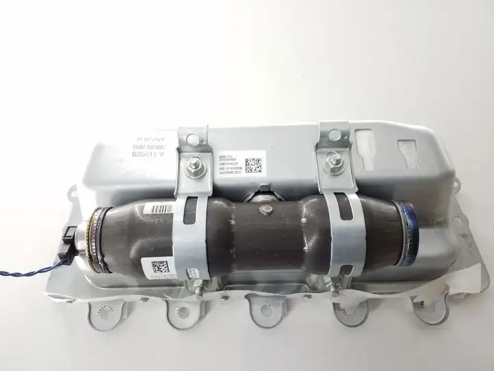 BMW 5 F10 F11 (2009 - 2016) 611012000B Подушка безопасности пассажира — фото 2