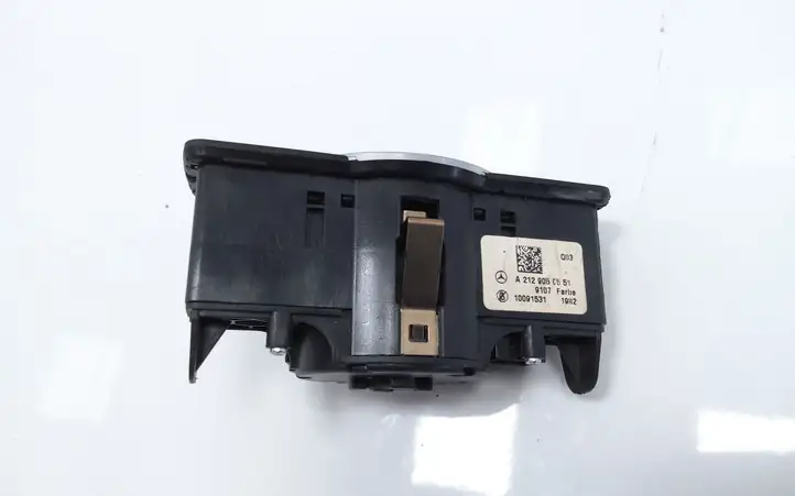 Mercedes-Benz B-class W246 (2011 - 2014) A2129050551 Включатель фонарей — фото 4