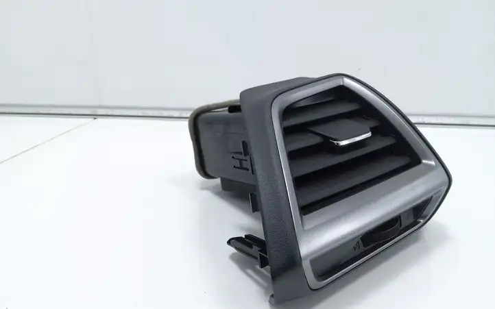 Subaru Forester SK (2018 - )  66110SJ100 Боковая воздушный дефлектор