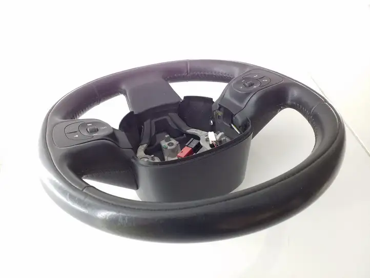 Fiat 500L (2013 - )   Руль