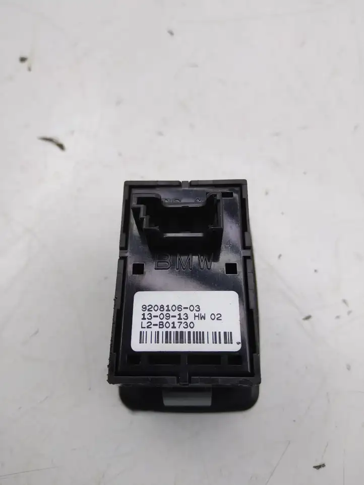 BMW 3 F30 F35 F31 (2012 - 2018)   Кнопка стеклоподъемников