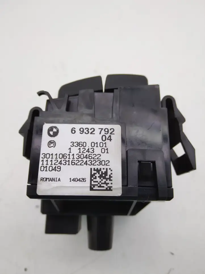 BMW 1 E82 E88 (2007 - 2014) 693279204 Включатель фонарей — фото 3