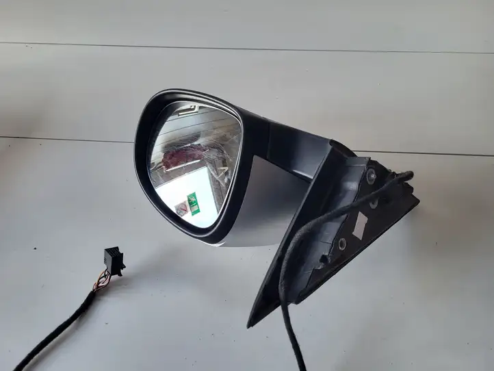 Skoda Yeti (2013 - 2018)   Зеркало боковое с электрическим приводом