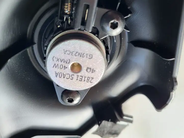 Nissan Juke II F16 (2019 - ) Обшивка стойки A — фото 6