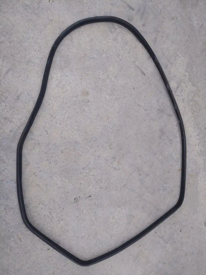 Renault Kadjar (2015 - 2018)   Уплотнительная резина (на кузове)