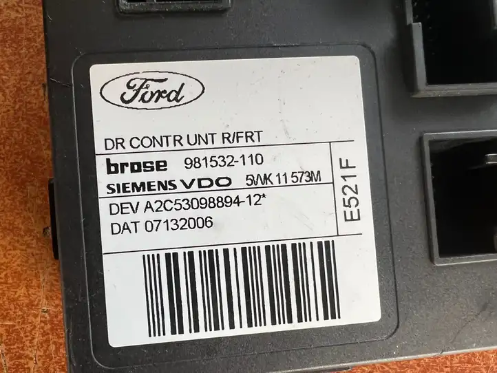 Ford Focus C-MAX (2003 - 2010) 981532110 Мотор стеклоподъемника передний — фото 3
