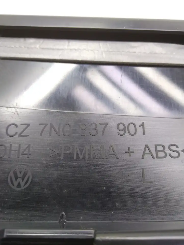 Volkswagen Sharan (2010 - 2015) 7N0837901 Накладка стекла передней двери — фото 3