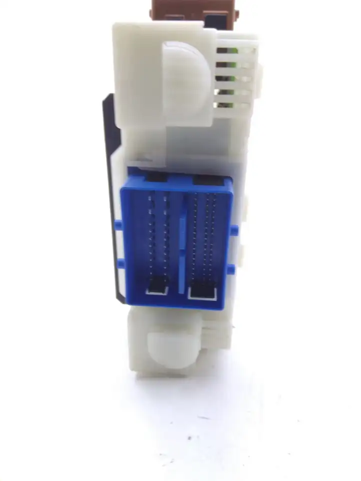 Ford Mondeo MK IV (2007 - 2014)  7G9T14A073DC Блок предохранителей