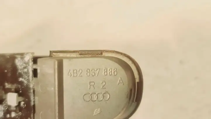 Audi A6 S6 C5 4B (1997 - 2001) 4B2837886 Наружная ручка двери — фото 3