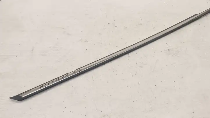 Opel Astra H (2004 - 2009) 024469114 Накладка стекла задней двери — фото 1