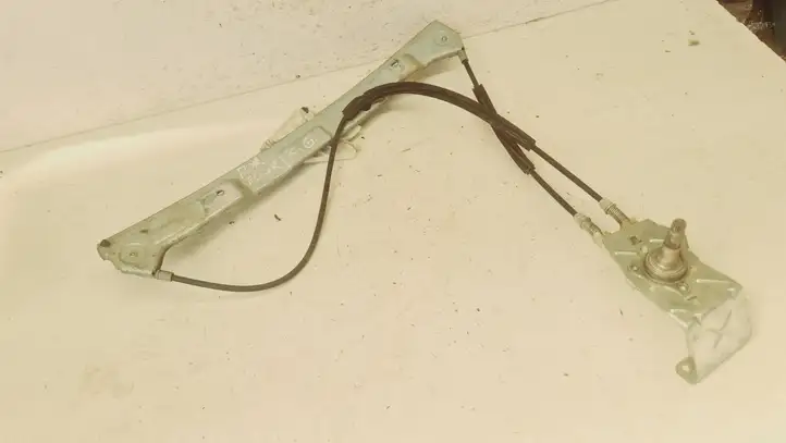 Smart ForTwo (2000 - 2007)   Механизм механического подъема окон задней двери