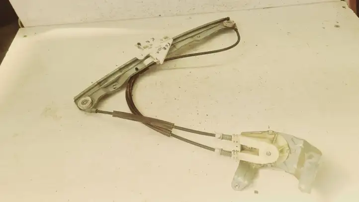 Smart ForTwo (2000 - 2007)   Механизм механического подъема окон задней двери