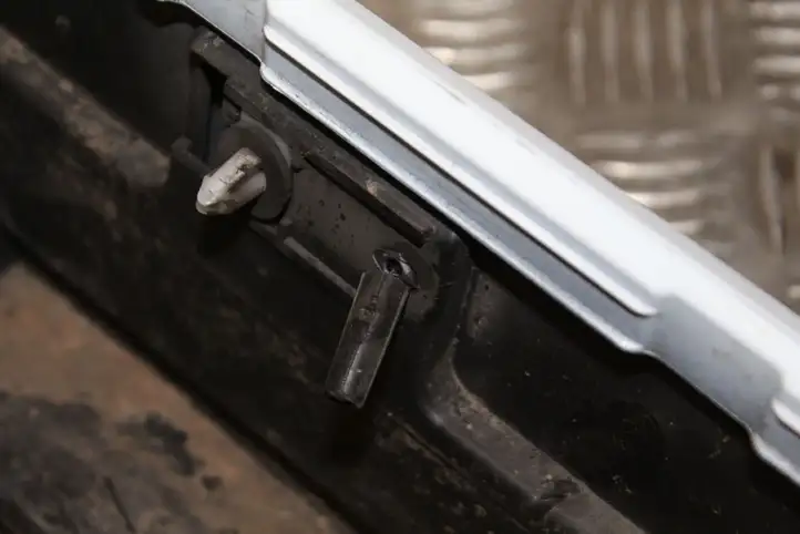 Ford Kuga II (2013 - 2019)  CV4J-S10154-ACW Порог