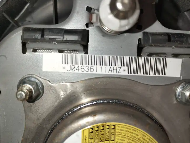 Toyota Yaris (2009 - 2012) J04636111AHZ Подушка безопасности руля — фото 7