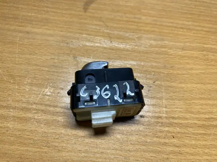 Mercedes-Benz E W211 (2002 - 2009) A2059051513 Блок кнопок стеклоподъемников — фото 2