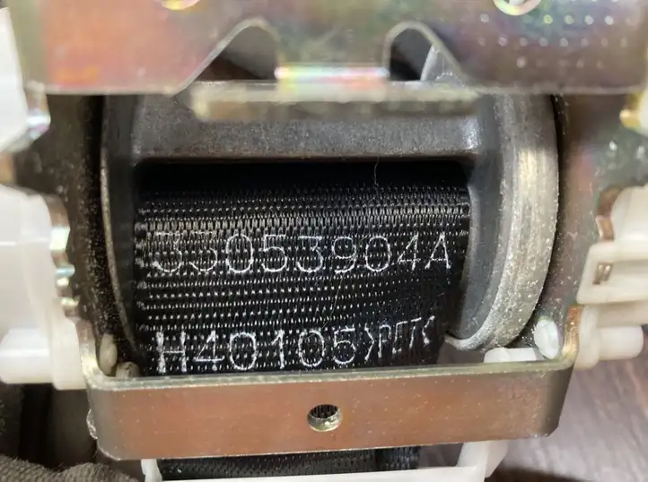 Ford Focus (2005 - 2008)  4M51A61294AK Передний ремень безопасности