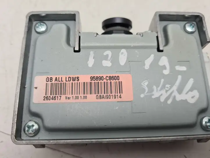 Hyundai i20 (GB IB) (2014 - 2018) 95890C8600 Камера в лобовом стекле — фото 4