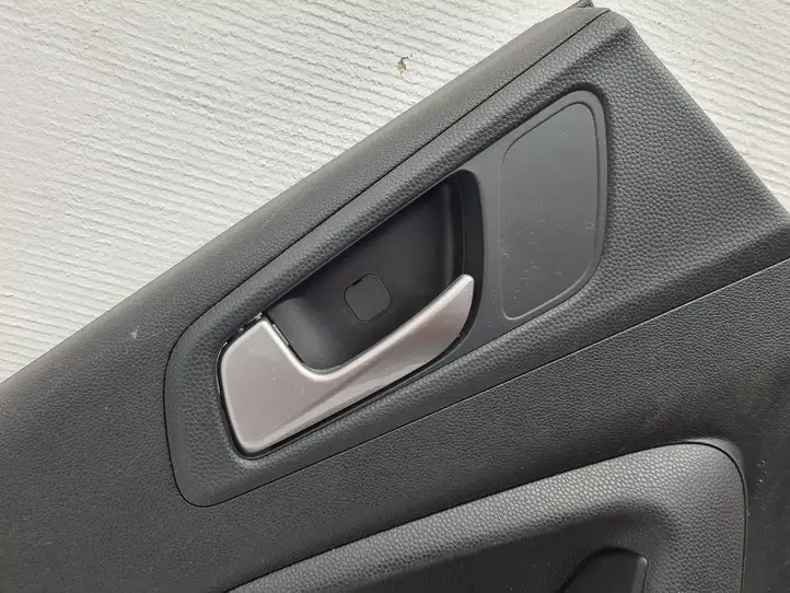 Hyundai i20 (GB IB) (2014 - 2018) 83330C8010 Обшивка задней двери — фото 3