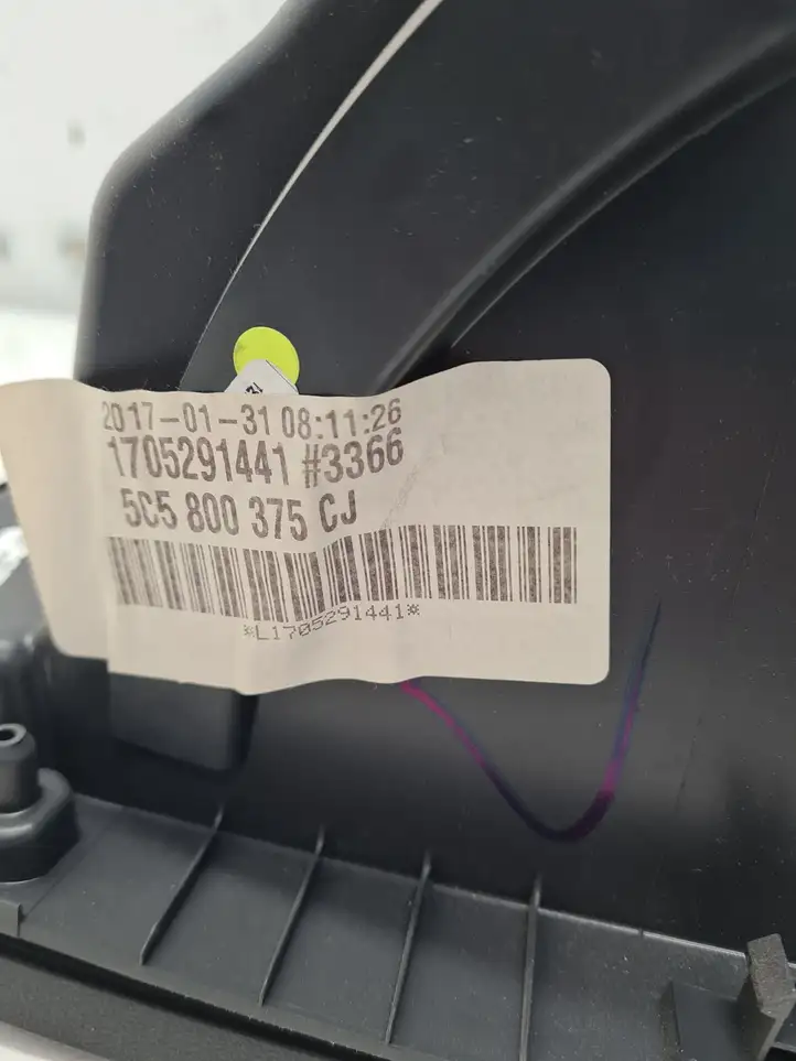 Volkswagen Beetle A5 (2011 - 2018) 5C5800375CJ Бардачок в сборе — фото 5