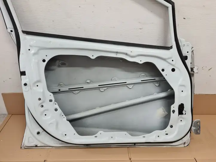 Kia Ceed (2015 - 2018) Дверь — фото 9